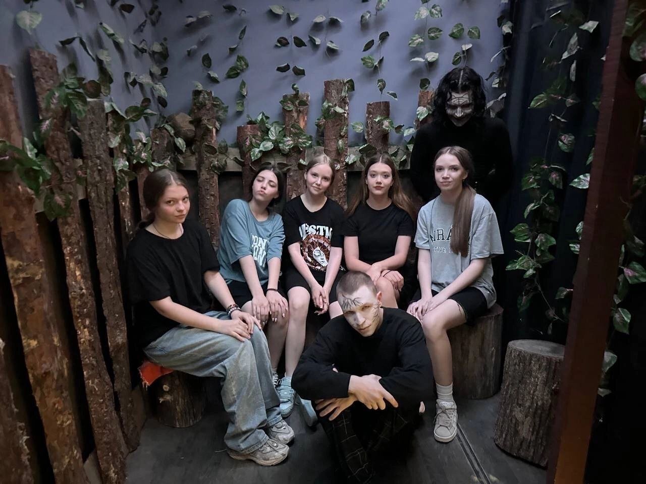 Обучение актёров OBRAZwill безопасному взаимодействию с гостями — регулярные тренинги