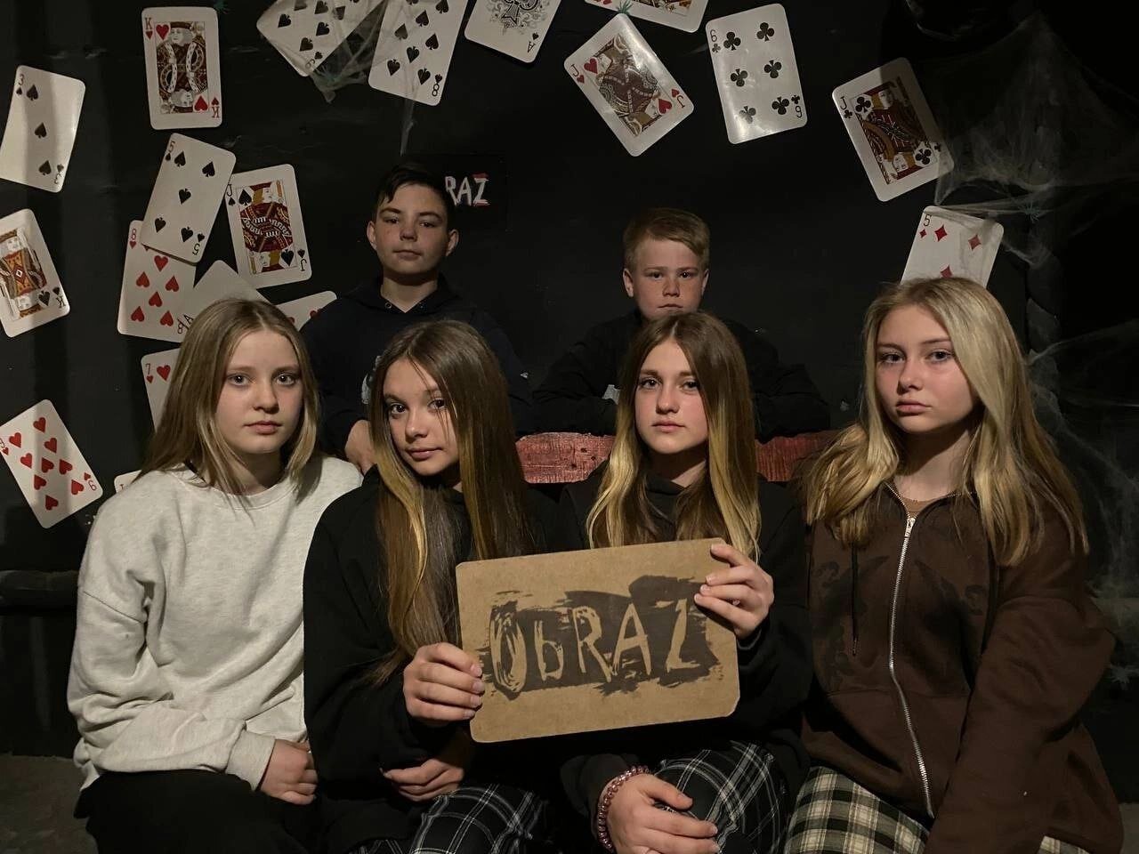 Аптечка и огнетушитель в квест-комнате OBRAZwill — стандарт безопасности