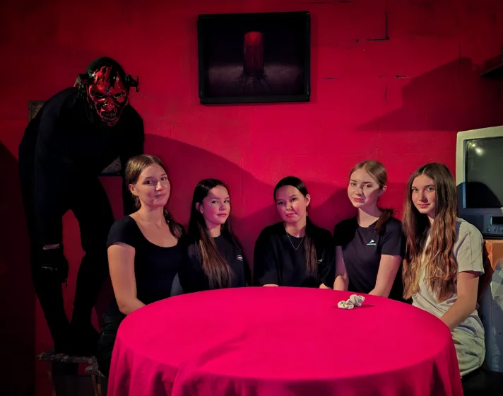 Актёр пугает невесту — пранк-сюрприз на девичнике в OBRAZwill Пенза