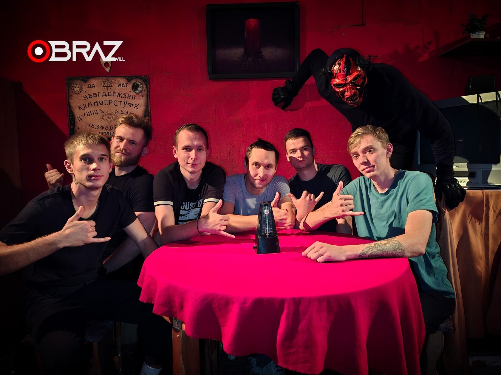 Мужская компания на мальчишнике проходит хоррор-квест D.A.R.K.N.E.T. OBRAZwill